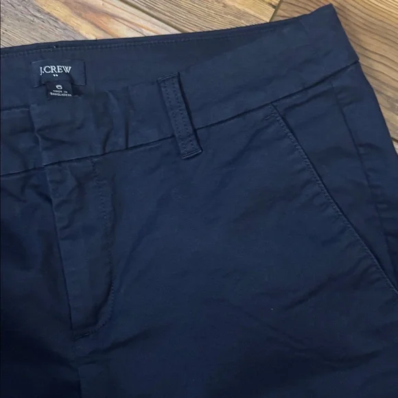 J.Crew Navy Chino Shorts Women’s Size 6 Classic Flat Front Tailored Fit - Picture 2 of 4
